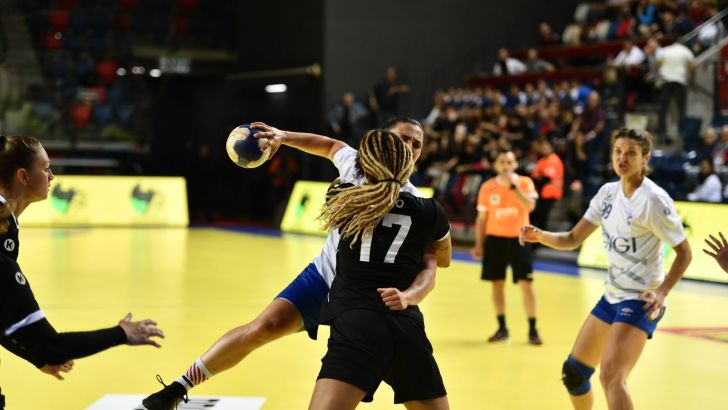 ארזים רמת גן מול בנות הרצליה