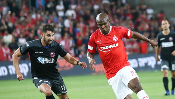 טוני וואקמה