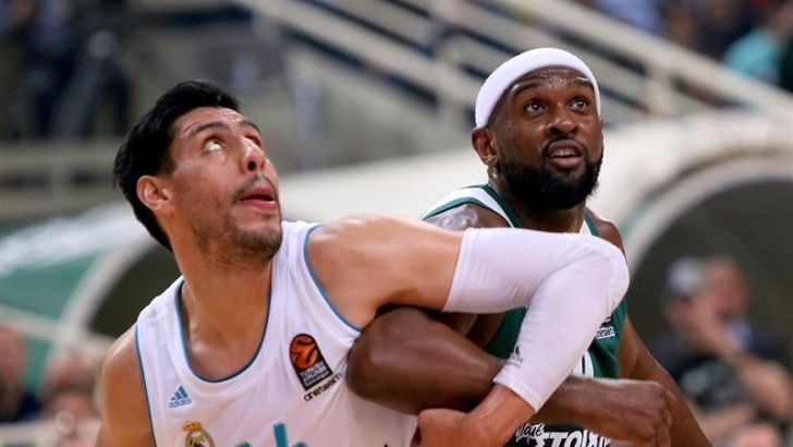 גוסטבו איון