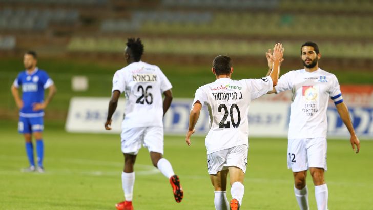 קניקובסקי ובאלה