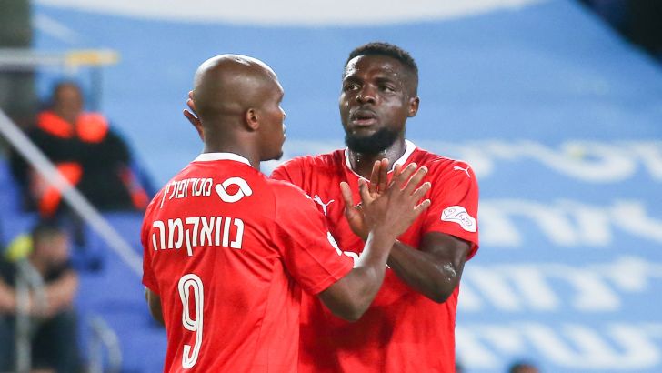 ג'ון אוגו וטוני ווקאמה