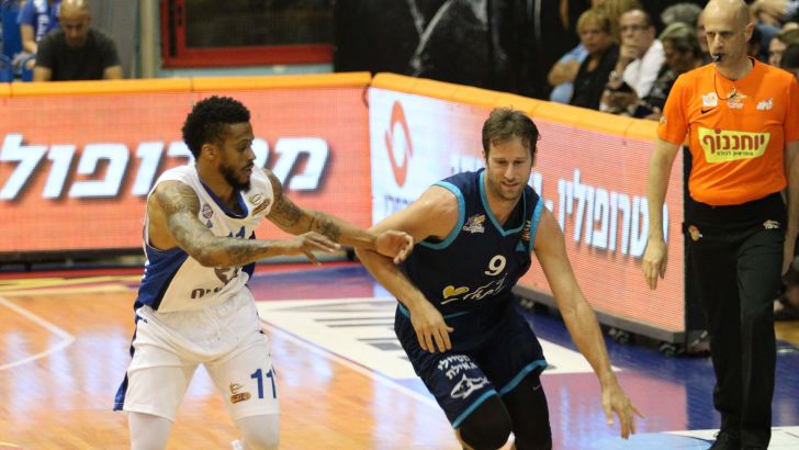 ניב ברקוביץ' מול טוריאן גרין