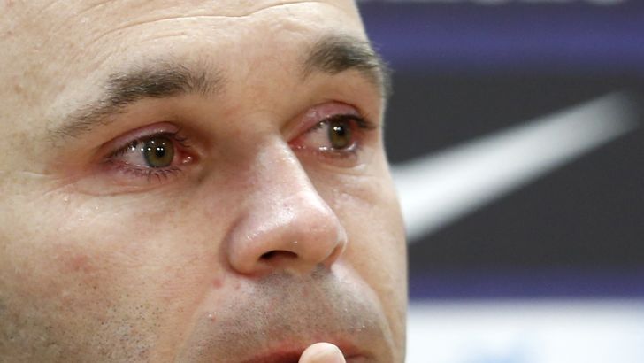 אנדרס אינייסטה עוזב את ברצלונה