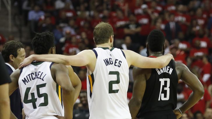 ג'ו אינג'לס עם ג'יימס הארדן