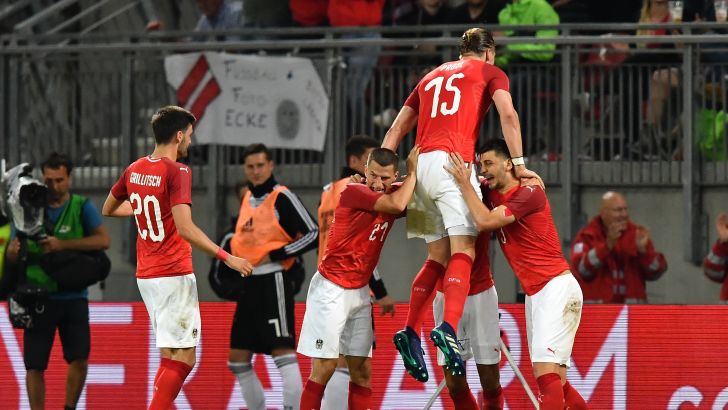 שחקני נבחרת אוסטריה חוגגים