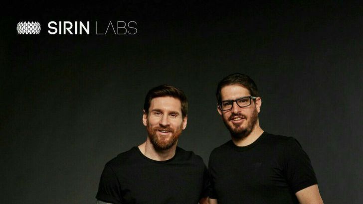 משה חוגג עם ליאו מסי