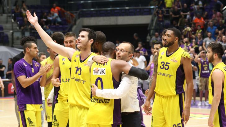 פניני, שמיר והחברים חוגגים