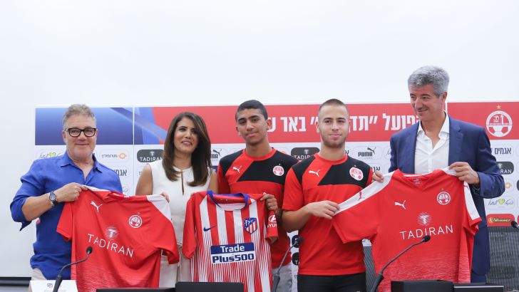 אלונה ברקת, מיגל אנחל חיל, עידן עופר