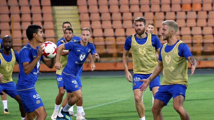 ברסקי, חוזז, ייני