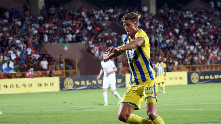 ארון שוינפלד