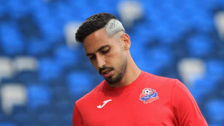 אלמוג בוזגלו