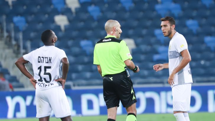 ניקו אולסק, אביב אברהם