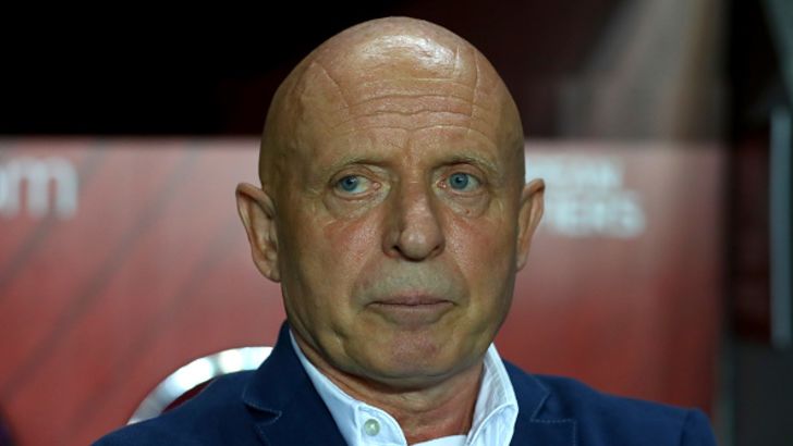 קארל יארולים