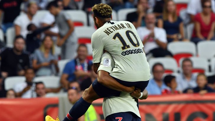 שחקני פאריס סן ז'רמן חוגגים