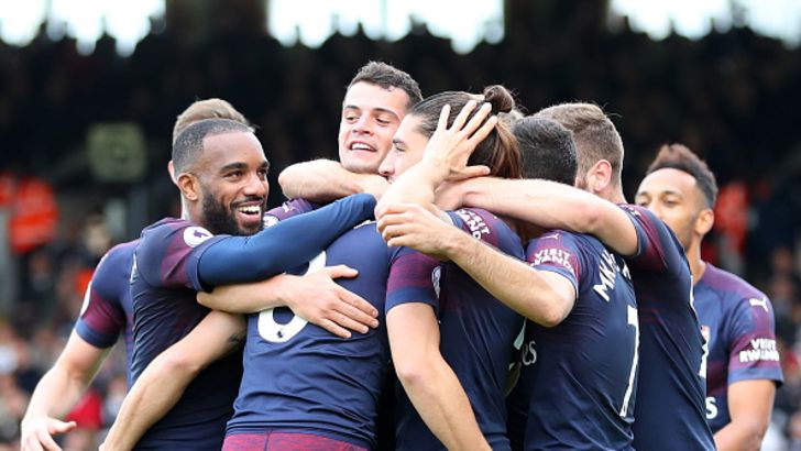 שחקני ארסנל חוגגים