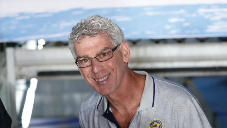 מיץ' גולדהאר