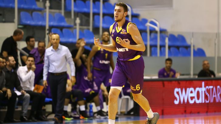 טי.ג'יי קליין