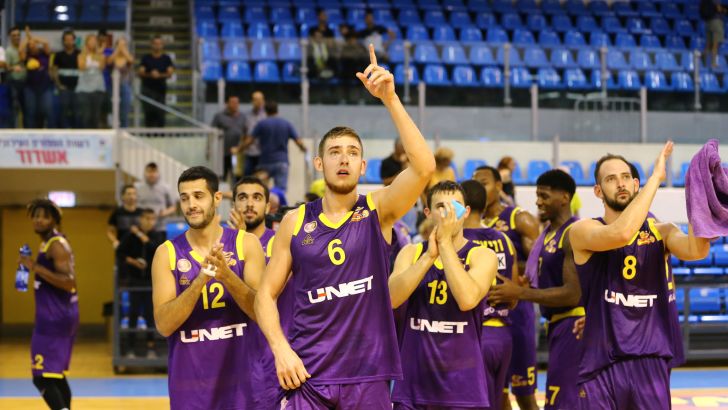 טי.ג'יי קליין