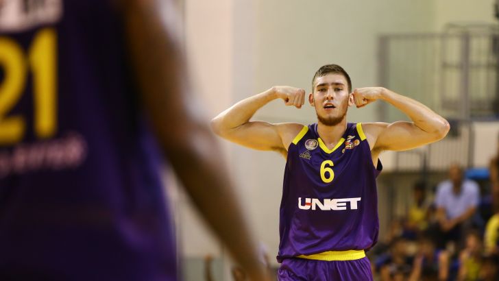 טי.ג'יי קליין