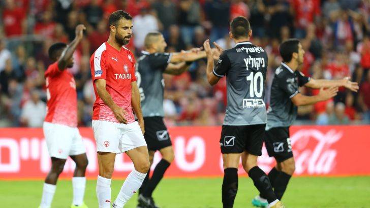 ניקוליץ', בן בסט