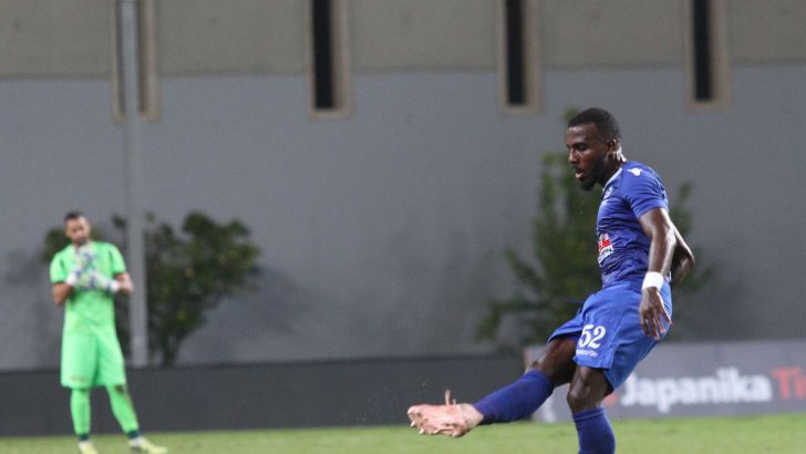 רומריו פירס