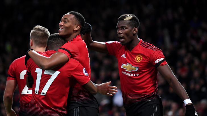 שחקני מנצ'סטר יונייטד חוגגים