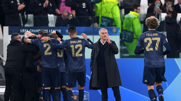 שחקני מנצ'סטר יונייטד חוגגים