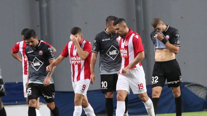 שחקני הפועל תל אביב מאוכזבים