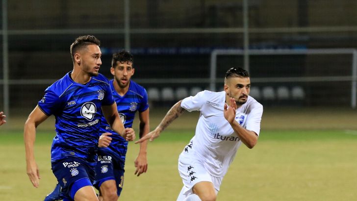 עומר אצילי, וובה בראון