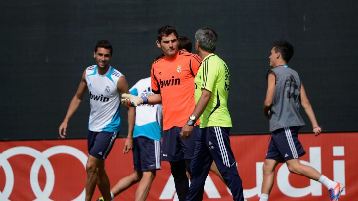 ז'וזה מוריניו עם איקר קסיאס