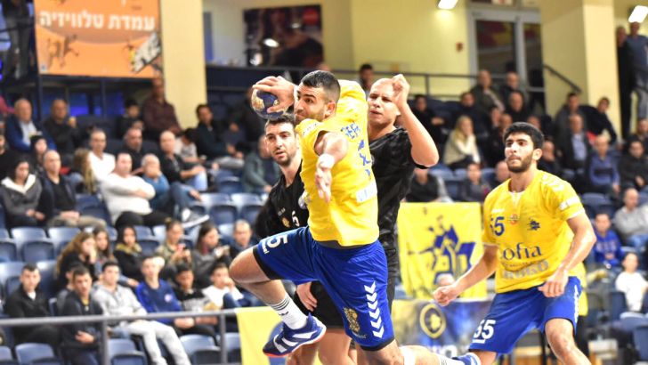 עומר גרא מול יוסי אפו