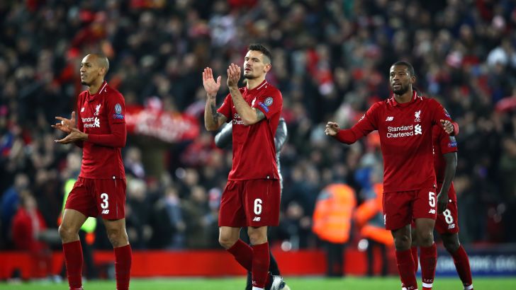 שחקני ליברפול חוגגים