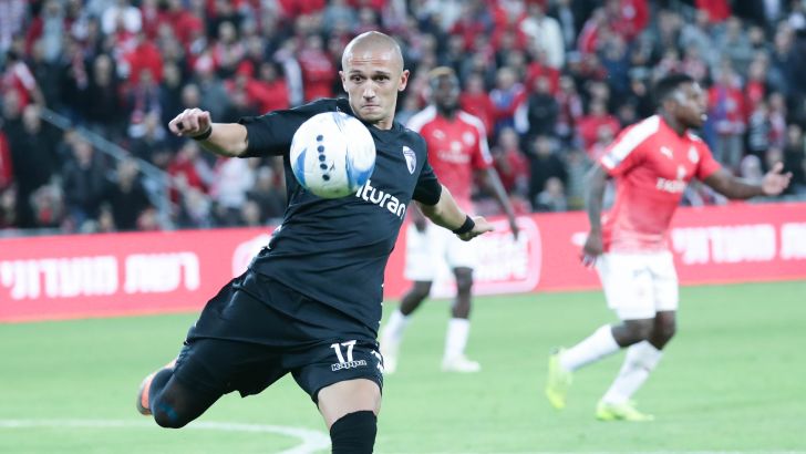 ואלון אחמדי