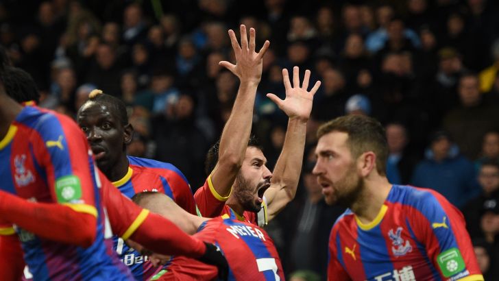 שחקני קריסטל פאלאס חוגגים