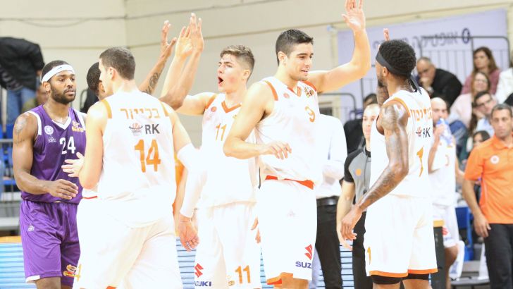 שחקני מכבי ראשון לציון