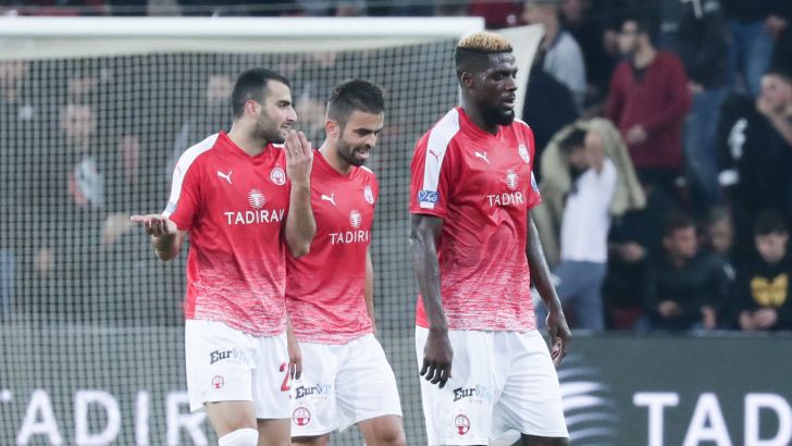 ג'ון אוגו, לואי טאהא, מיגל ויטור