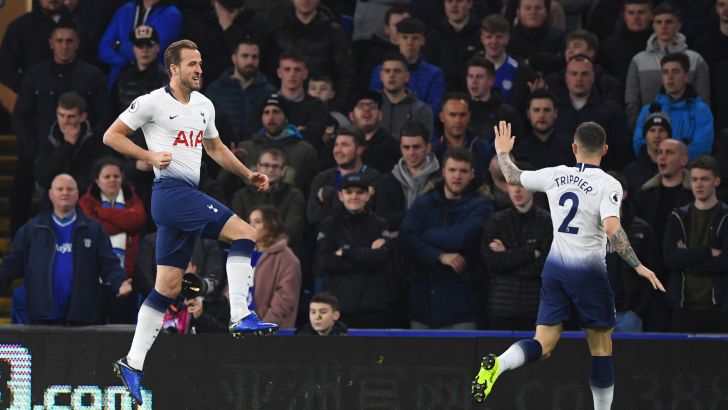 קווין טריפייר, הארי קיין