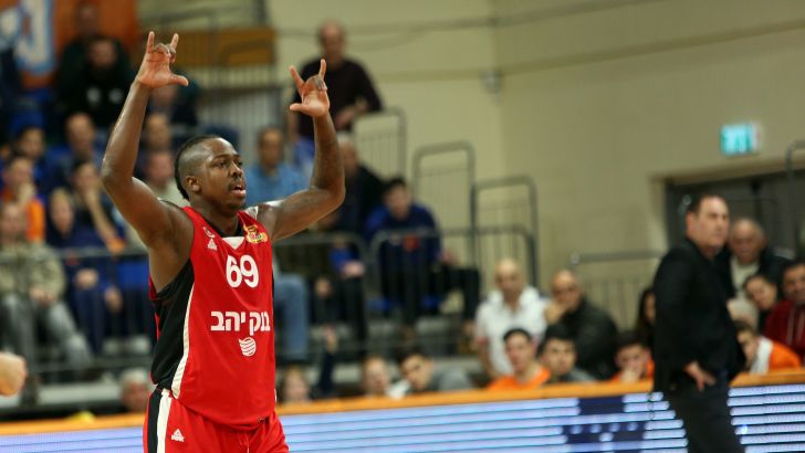 ג'ייקובן בראון