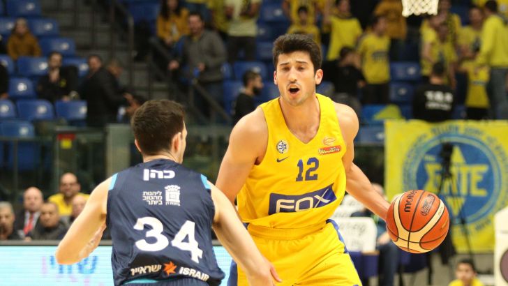 ג'ון דיברתולומיאו עם דיוויד כהן