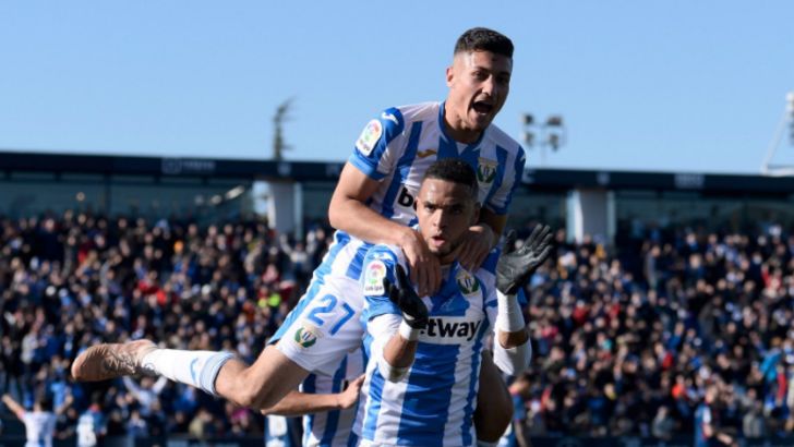 יוסף אן נסירי עם אוסקר רודריגס