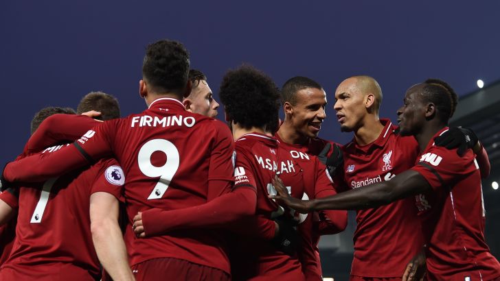 שחקני ליבפרפול חוגגים