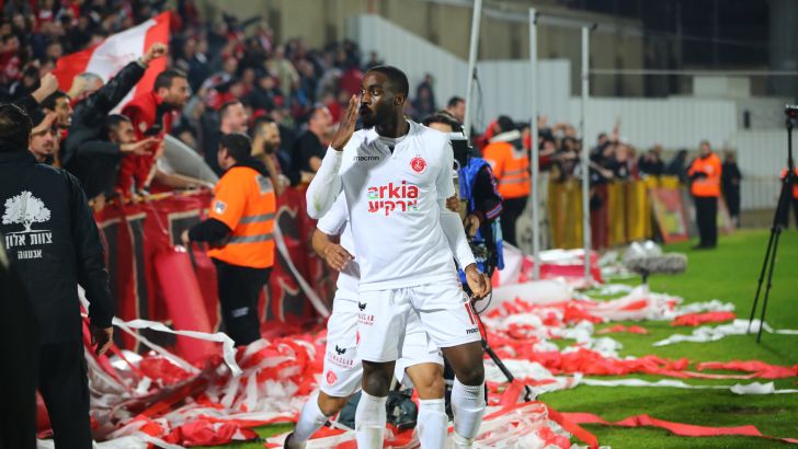 ג'וזף גנדה חוגג