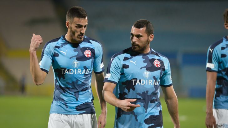 חאתם אלחמיד, שיר צדק