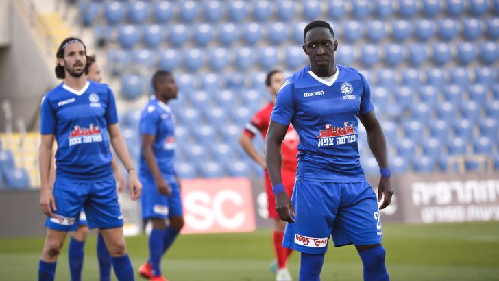 עיסא סיסוקו, יובל שבתאי