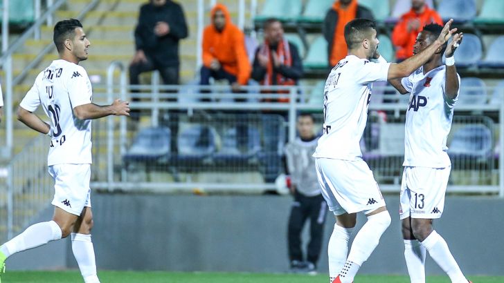 שי קונסטנטין, מאוויס צ'יבוטה