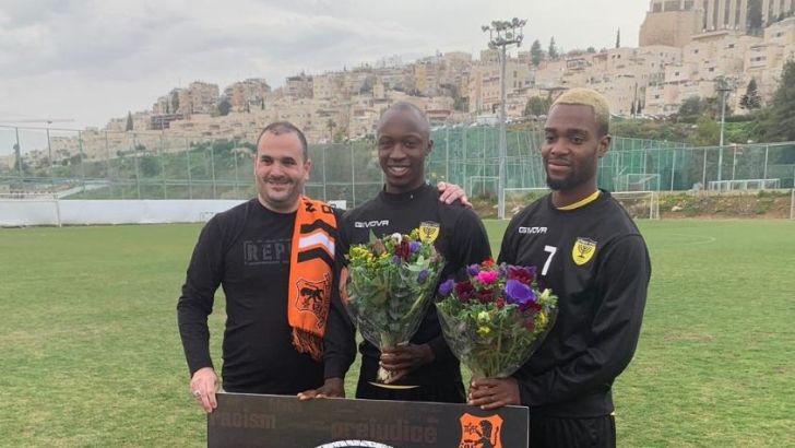 אנטואן קונטה, פרדי פלומיין