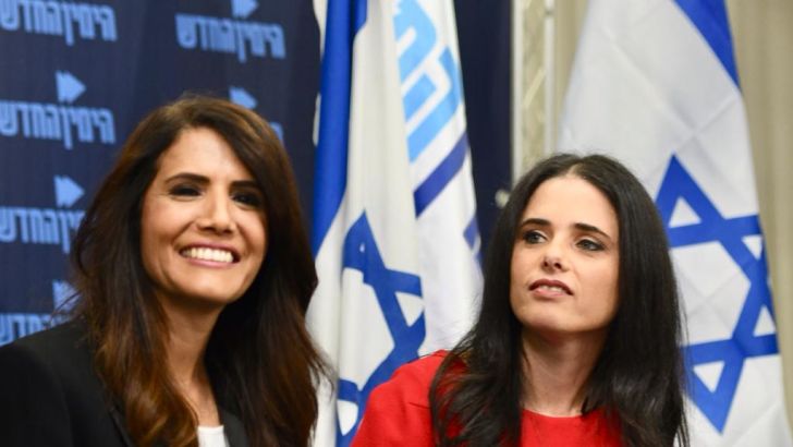 אלונה ברקת, איילת שקד