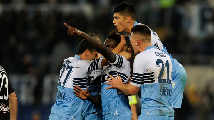 שחקני לאציו חוגגים