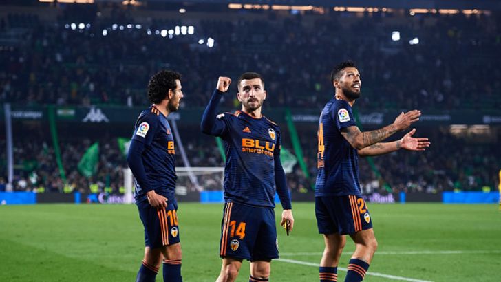 שחקני ולנסיה חוגגים