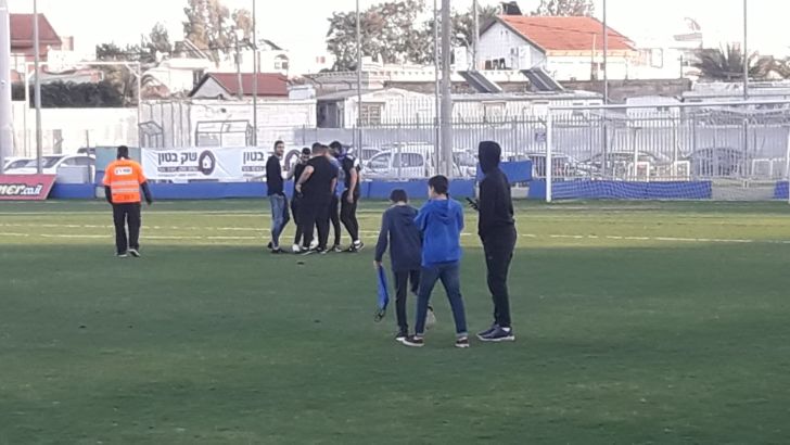 אוהדי הפועל פתח תקווה